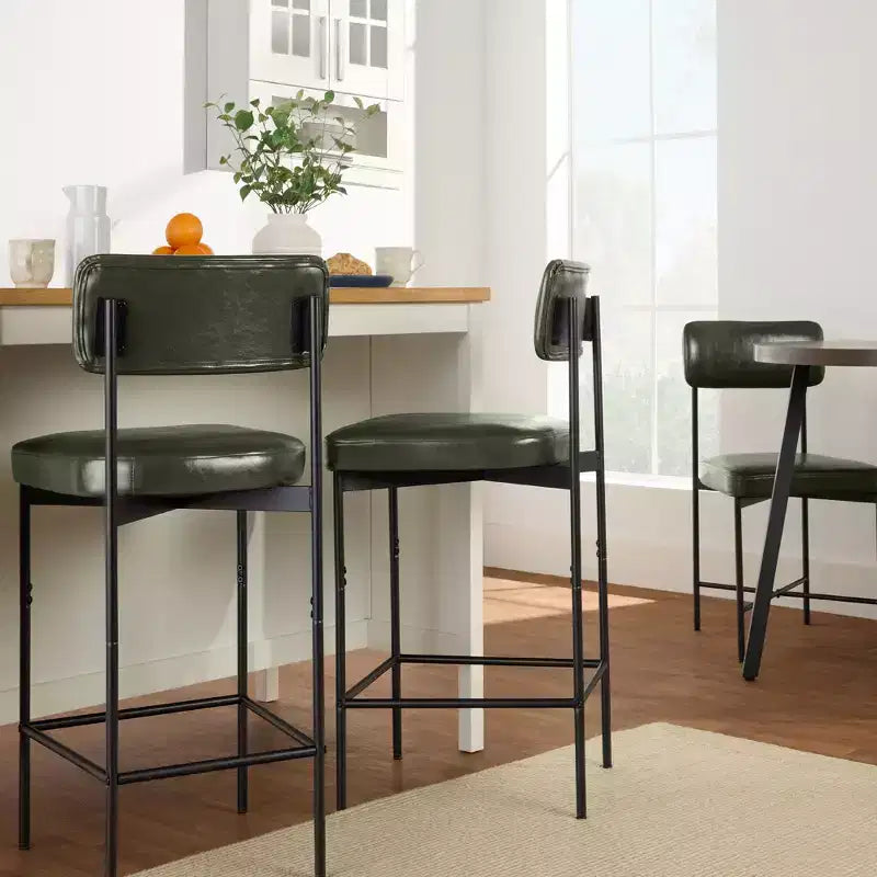 Lot de deux tabourets de bar en similicuir
