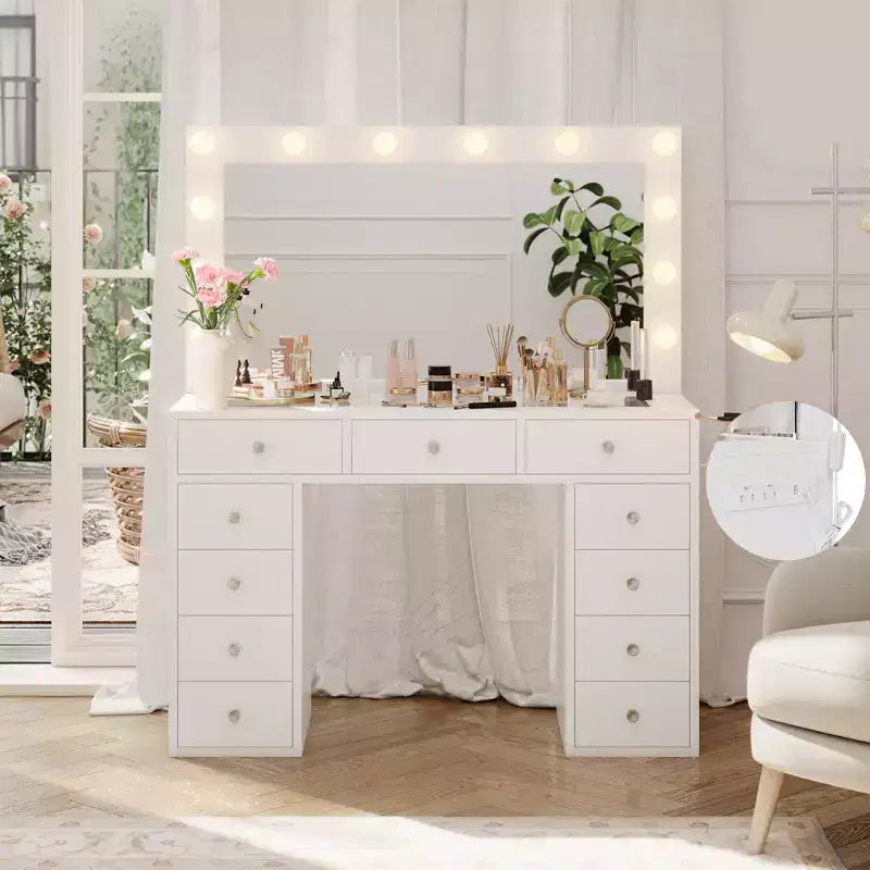 Coiffeuse de style rustique avec miroir éclairé à plateau en verre