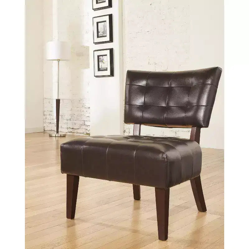 Fauteuil matelassé en similicuir style décontracté moderne