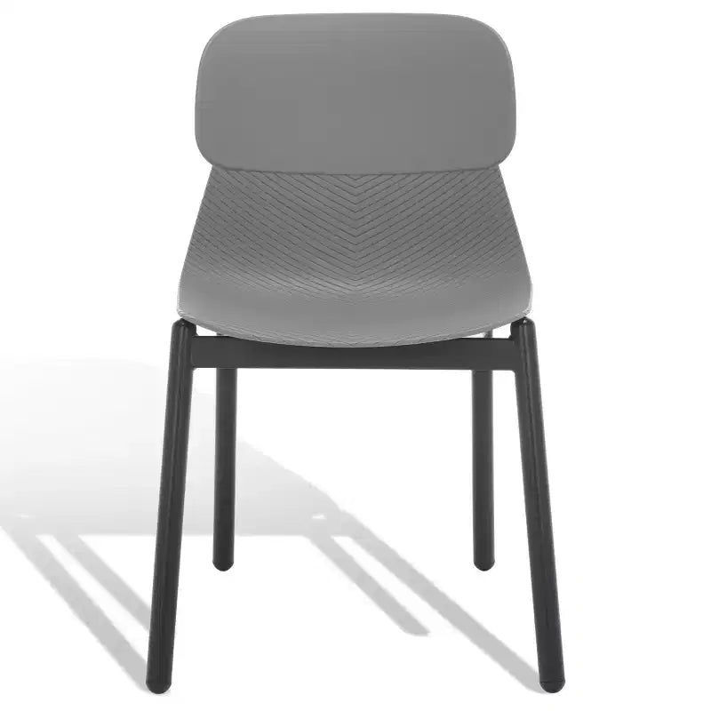 Chaise de salle à manger en plastique moulé