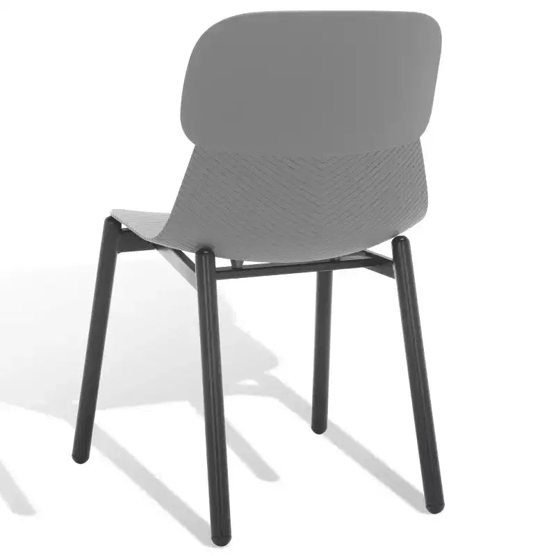 Chaise de salle à manger en plastique moulé