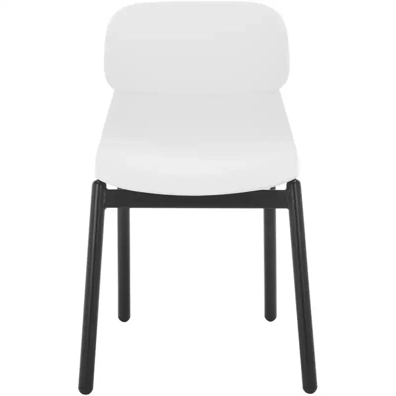 Chaise de salle à manger en plastique moulé