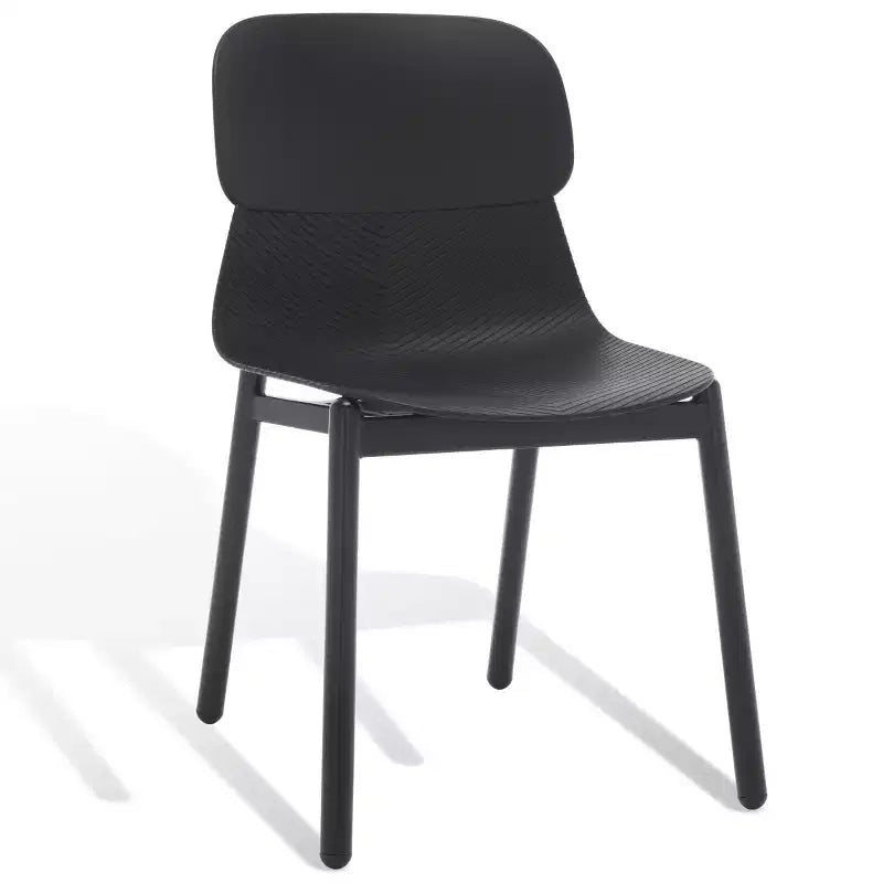 Chaise de salle à manger en plastique moulé