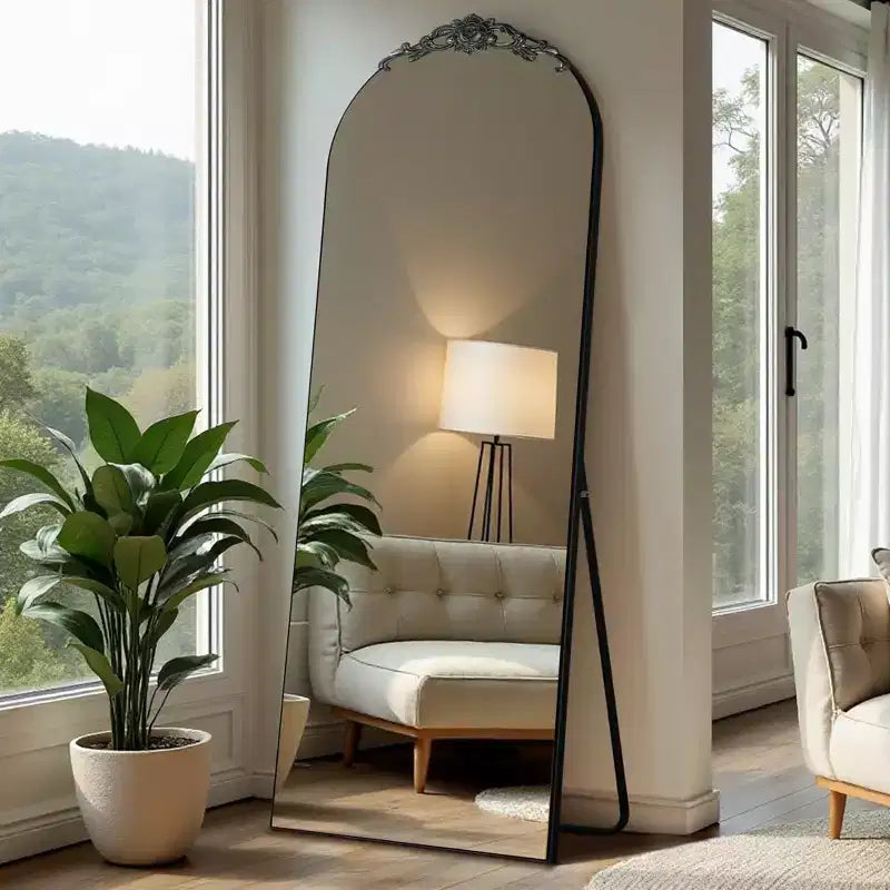 Miroir plein pied avec cadre en bois arrondi et arqué, psyché pleine longueur résistant aux intempéries